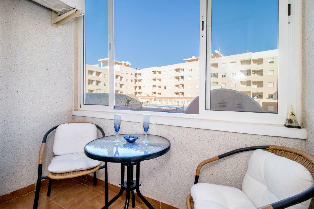 Apartment Tomillo Torrevieja Dış mekan fotoğraf