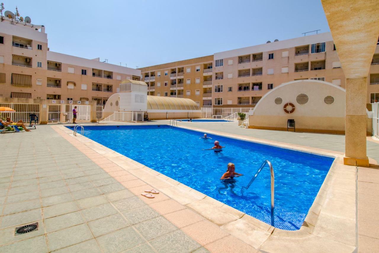 Apartment Tomillo Torrevieja Dış mekan fotoğraf