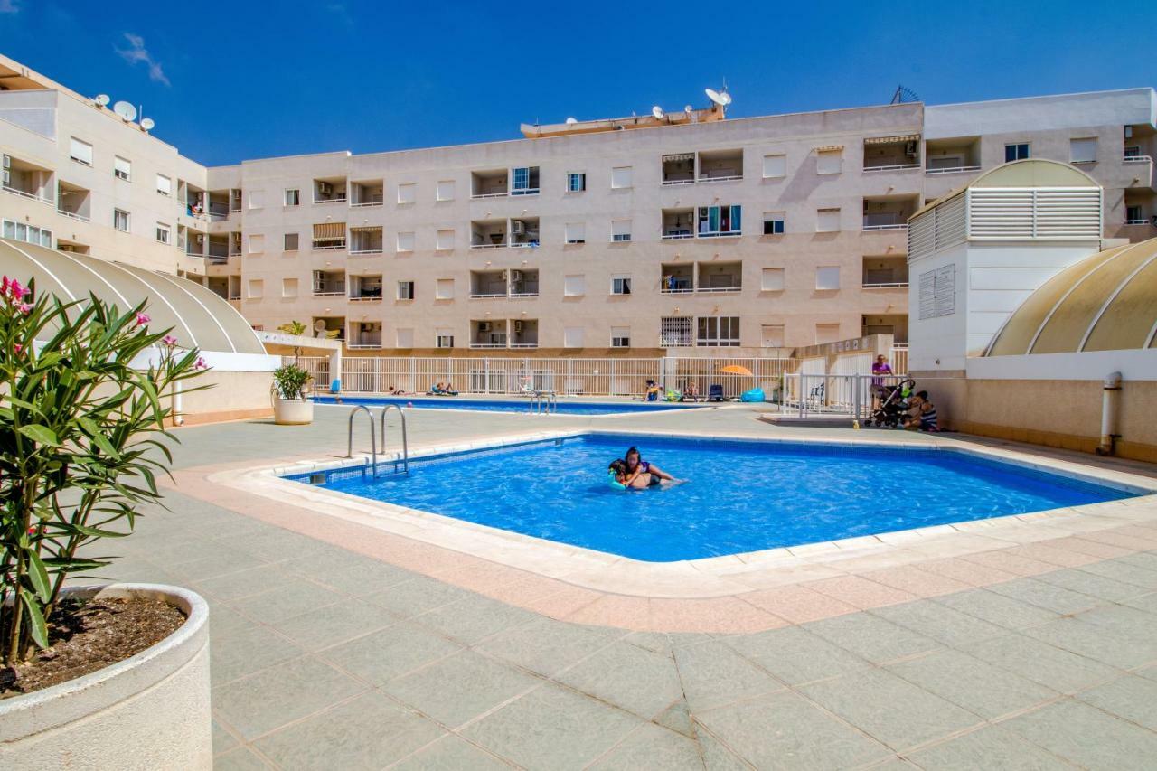 Apartment Tomillo Torrevieja Dış mekan fotoğraf